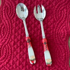 2 Vietri  Old St Nick Ceramic Handle Serving Pieces. New